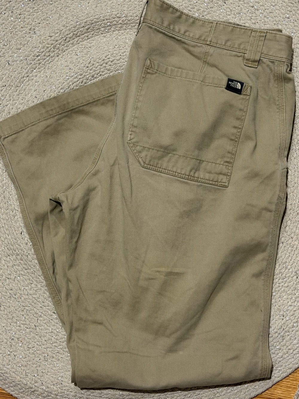 The North Face Men’s Chino Pants — Olive Green